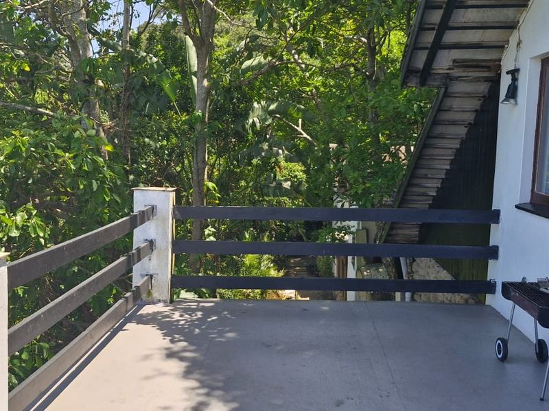 House Pending Sale In Trafalgar - Photo 3