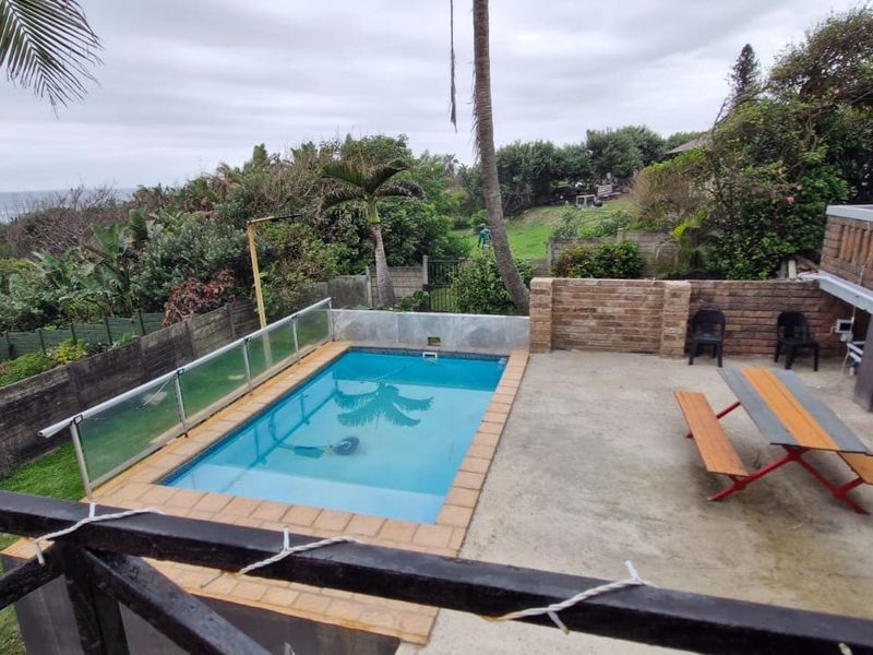 House For Sale In Port Edward - Photo 1