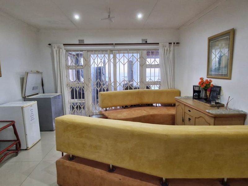 House For Sale In Port Edward - Photo 3