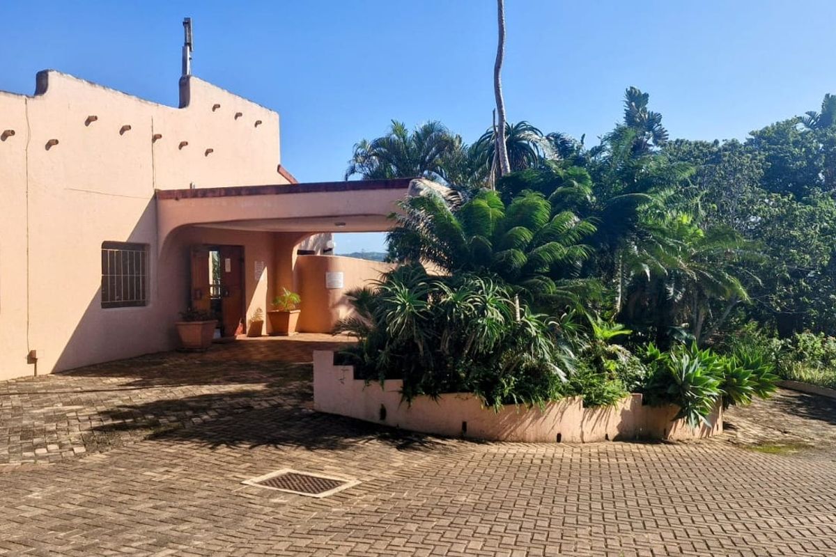 Apartment Pending Sale In Port Edward - Photo 3