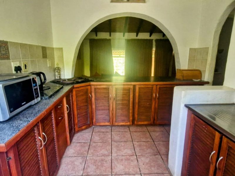 Apartment Sold In Port Edward - Photo 1