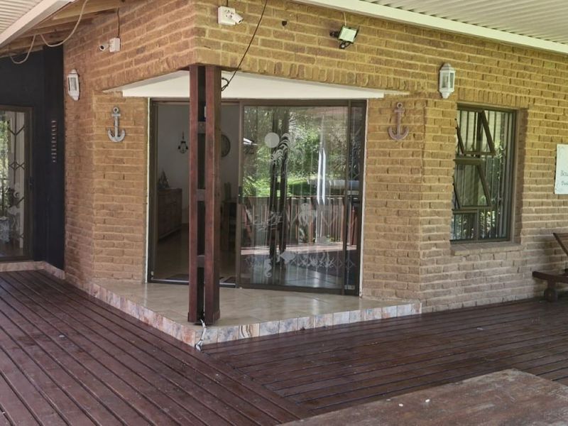 House For Sale In Port Edward - Photo 4