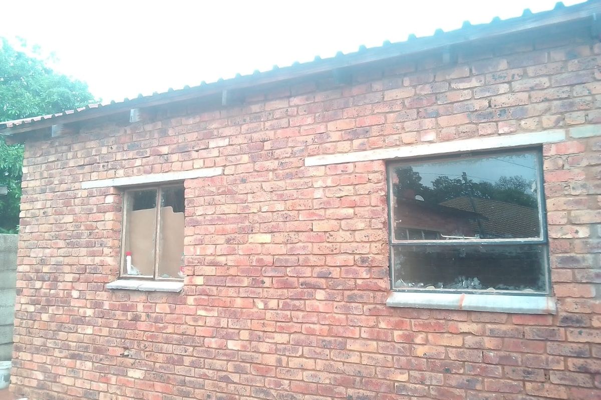 House Pending Sale In Cullinan - Photo 5