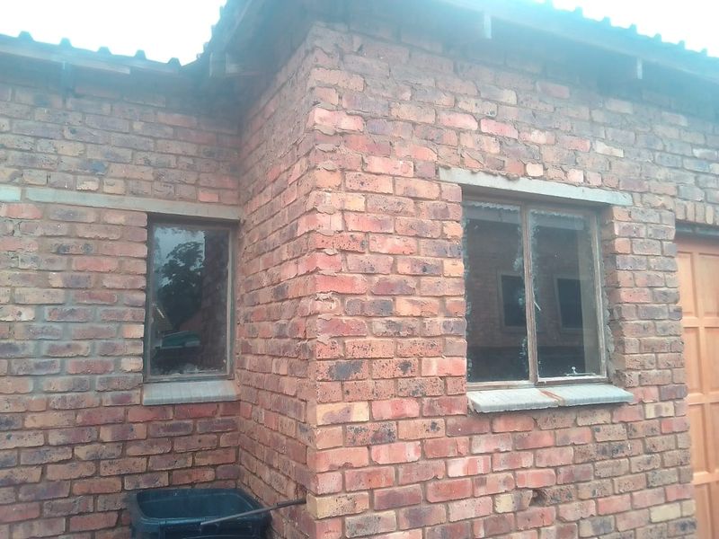 House Pending Sale In Cullinan - Photo 6