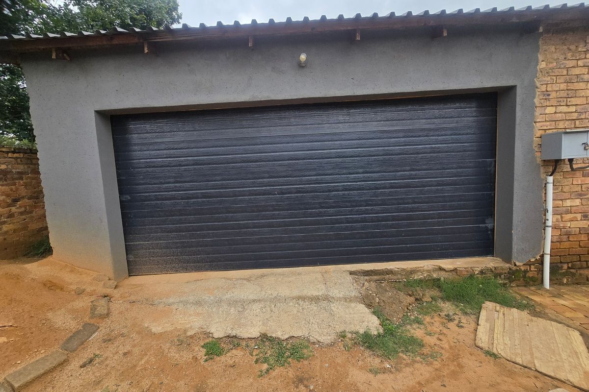 House Pending Sale In Cullinan - Photo 3