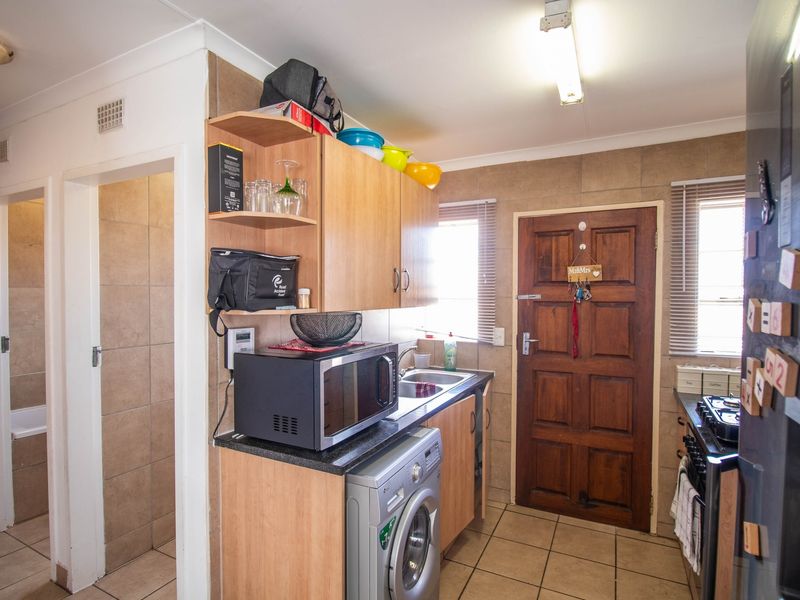 Townhouse For Sale In Centurion - Photo 2