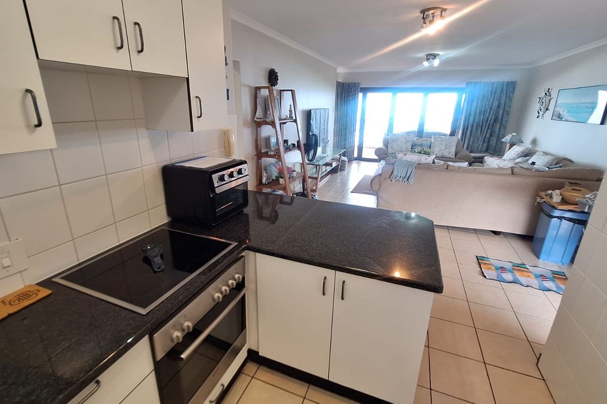 Apartment For Sale In Margate - Photo 5