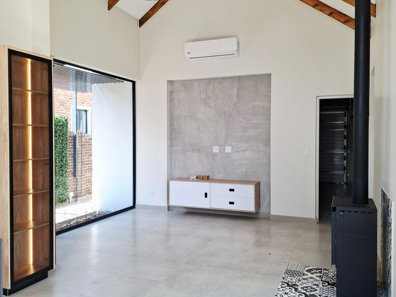 House For Sale In Potchefstroom - Photo 7