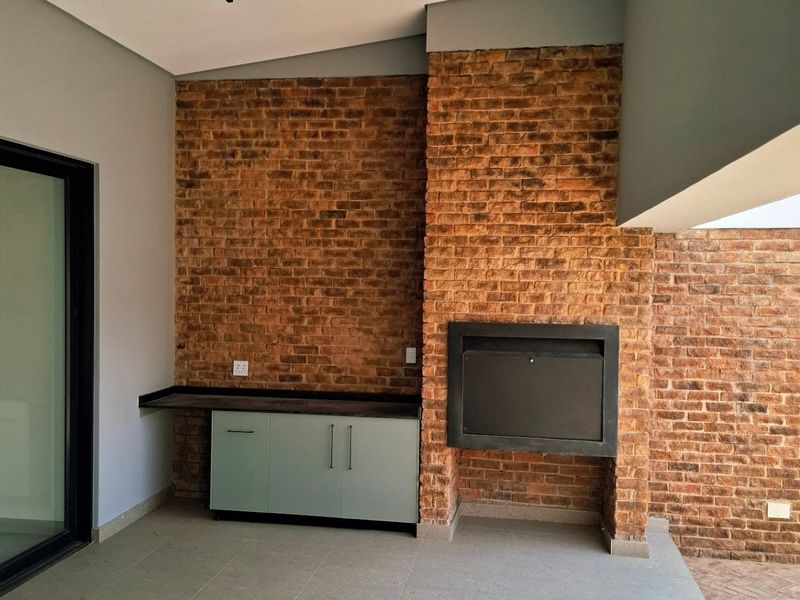 House For Sale In Potchefstroom - Photo 2