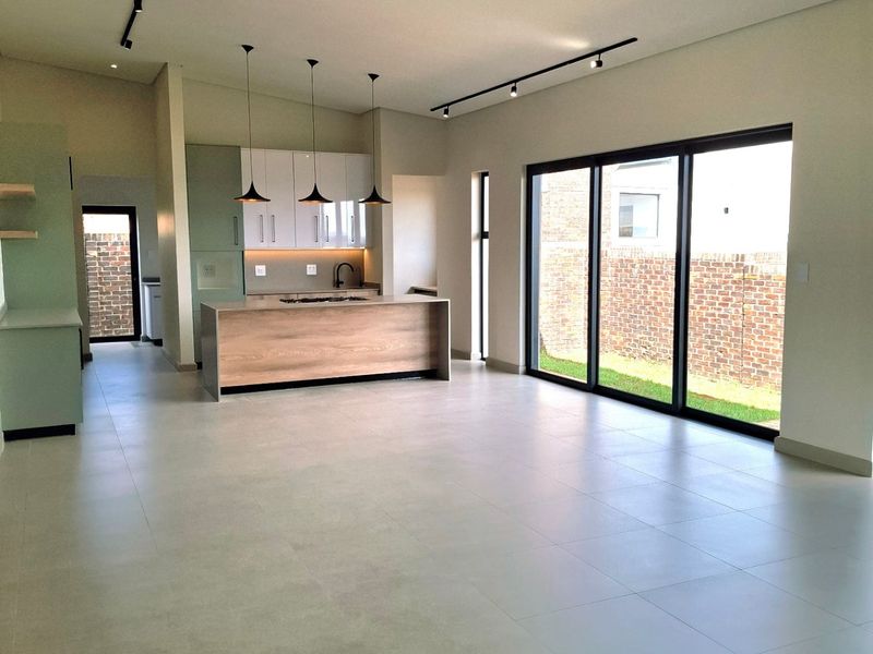 House For Sale In Potchefstroom - Photo 10