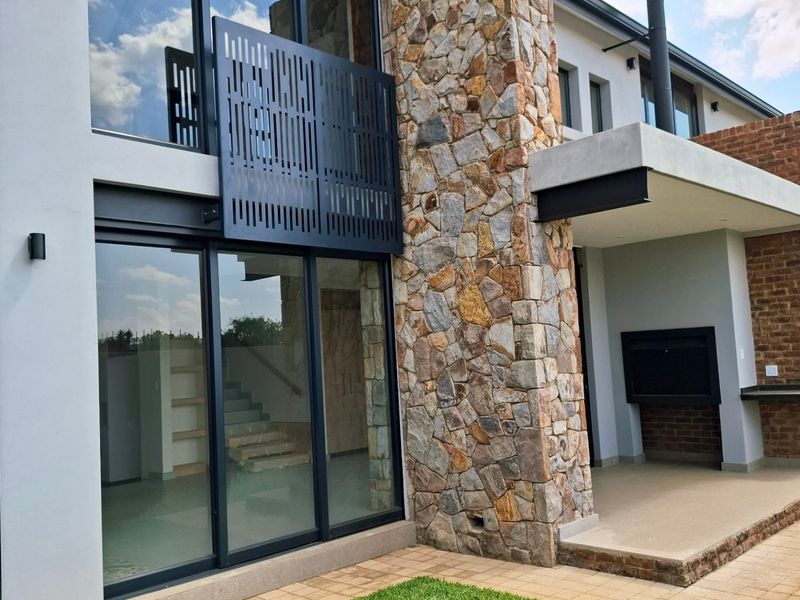 House For Sale In Potchefstroom - Photo 4