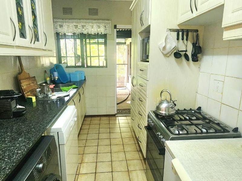House For Sale In Port Edward - Photo 10
