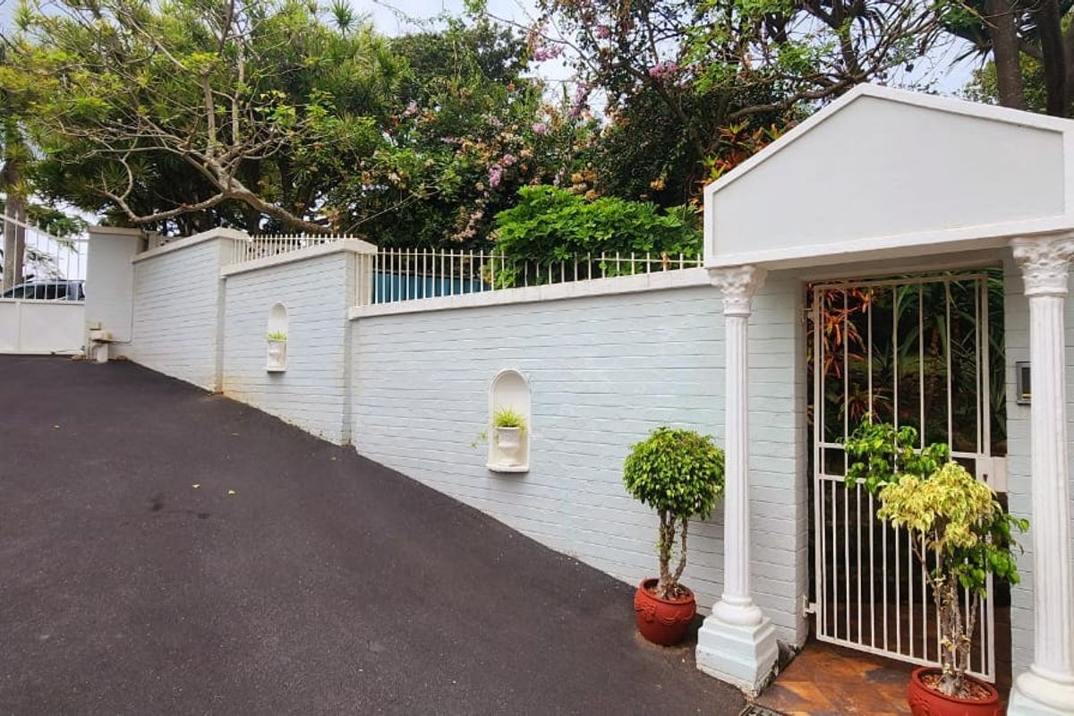 House For Sale In Margate - Photo 2