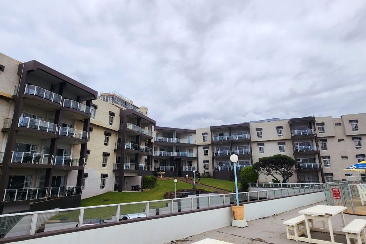 Apartment For Sale In Margate - Photo 4