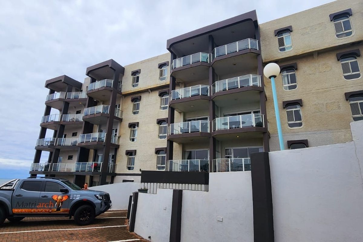 Apartment For Sale In Margate - Photo 3