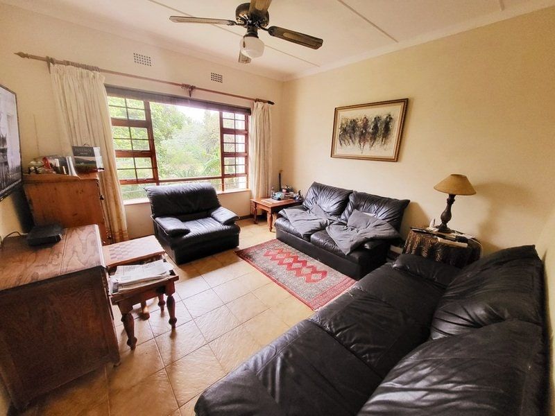 House For Sale In Port Edward - Photo 1