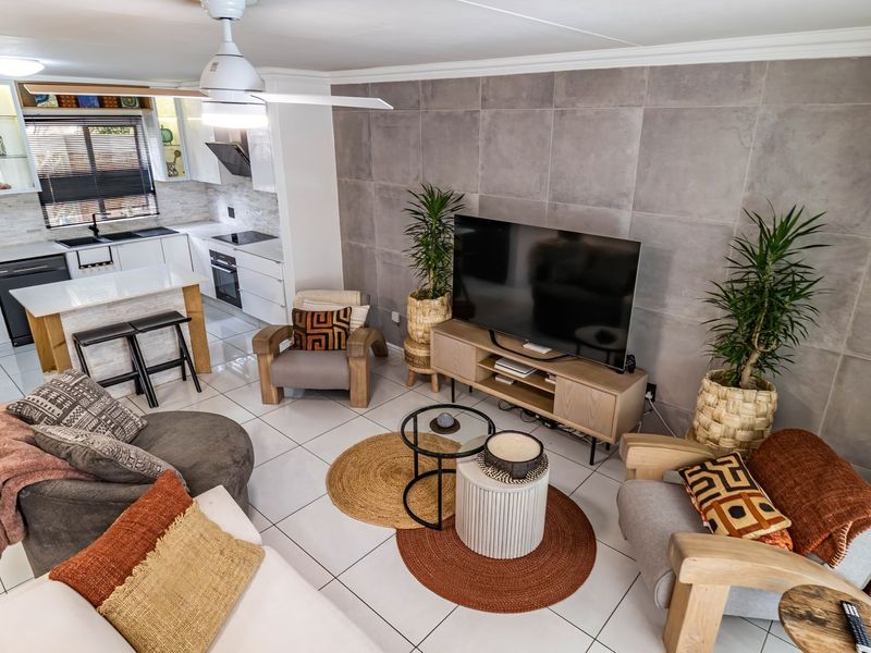 Townhouse For Sale In Randburg - Photo 7