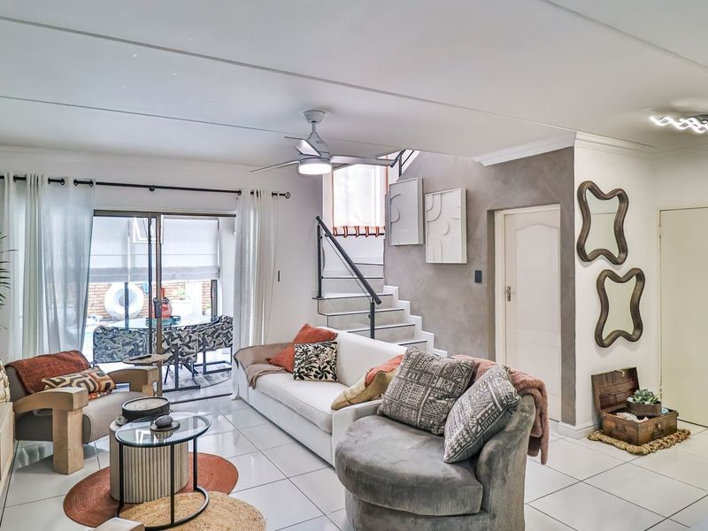 Townhouse For Sale In Randburg - Photo 6