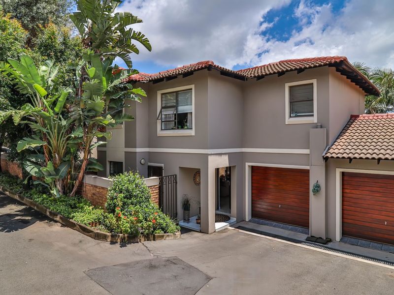 Townhouse For Sale In Randburg - Photo 2