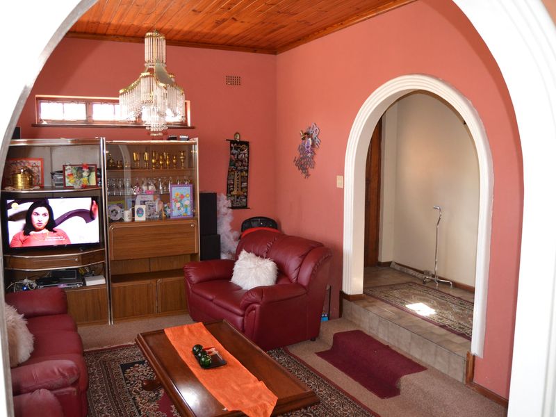 House For Sale In Mitchells Plain - Photo 4