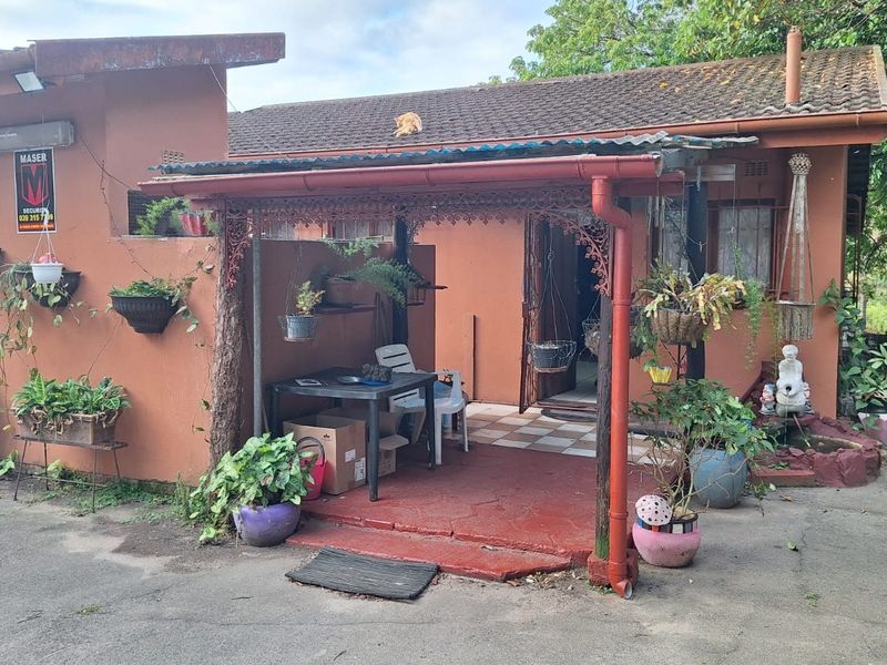 House For Sale In Margate - Photo 1