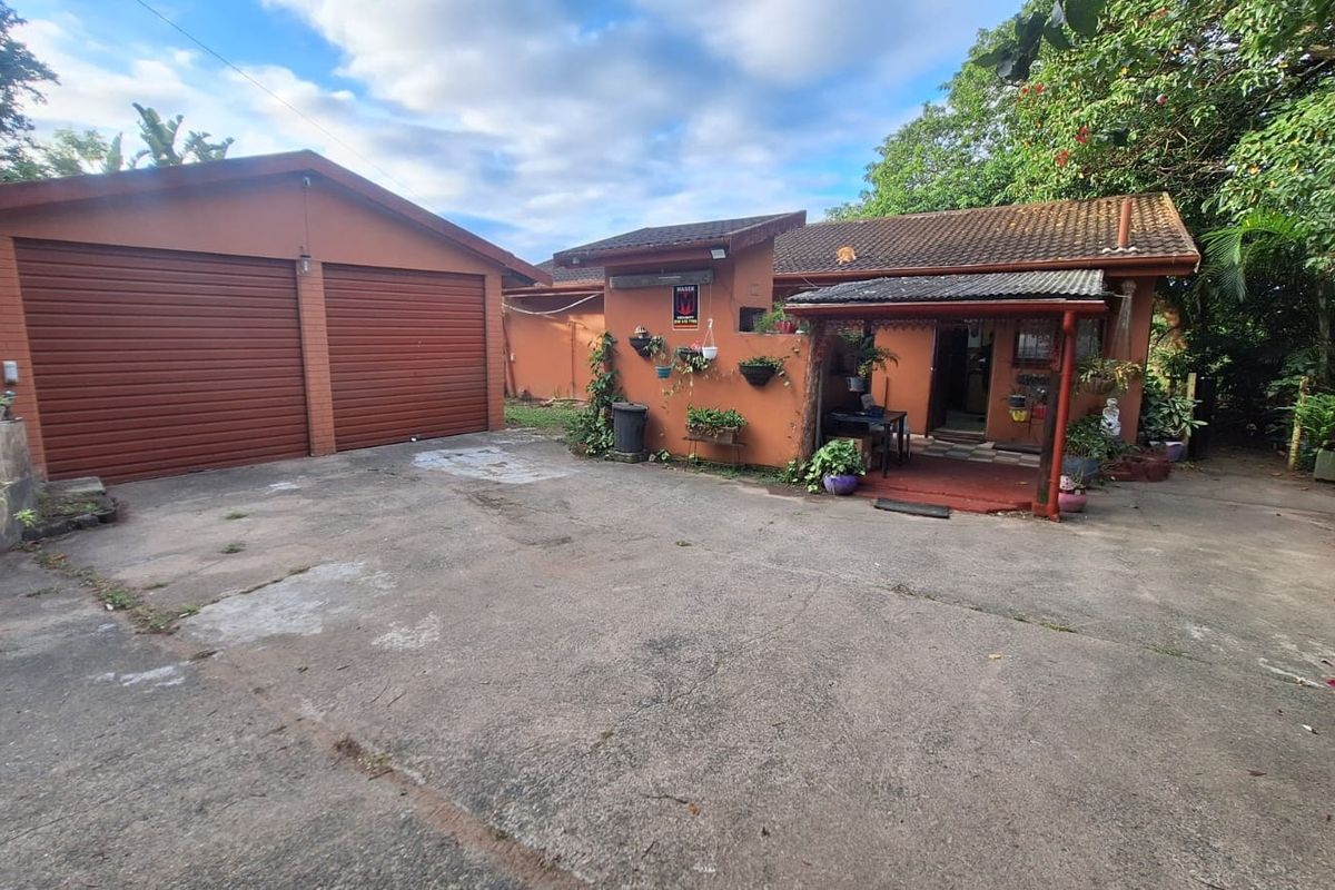 House For Sale In Margate - Photo 2