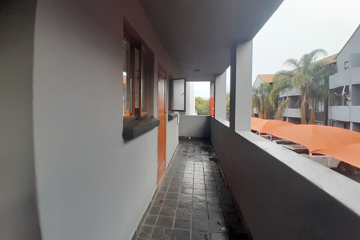 Apartment For Sale In Midrand - Photo 3