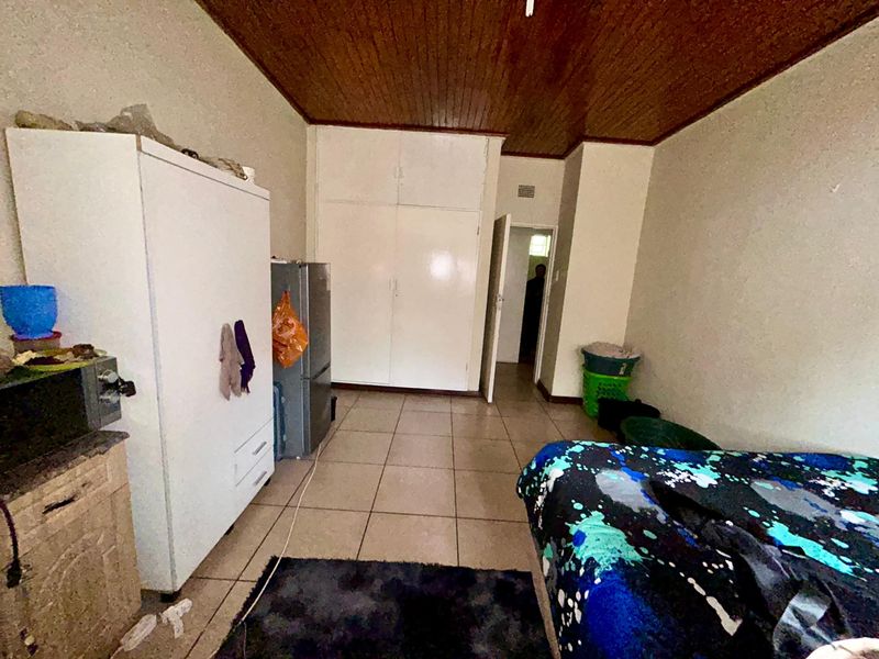 Apartment For Sale In Pretoria - Photo 3