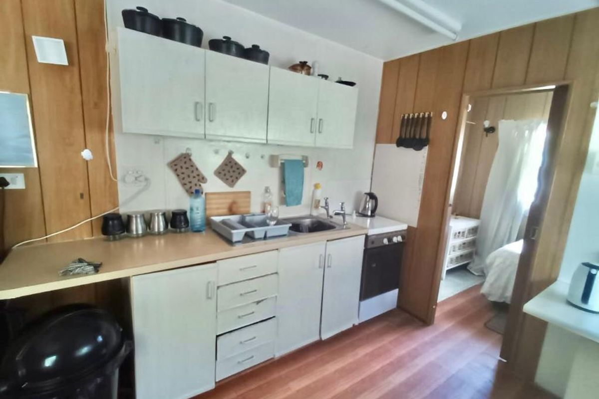Townhouse For Sale In Hibberdene - Photo 5