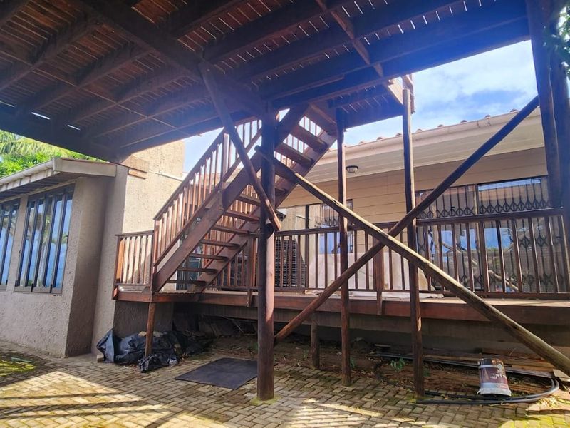 House For Sale In Port Edward - Photo 4