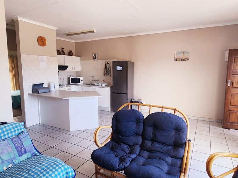 Apartment For Sale In Margate - Photo 6