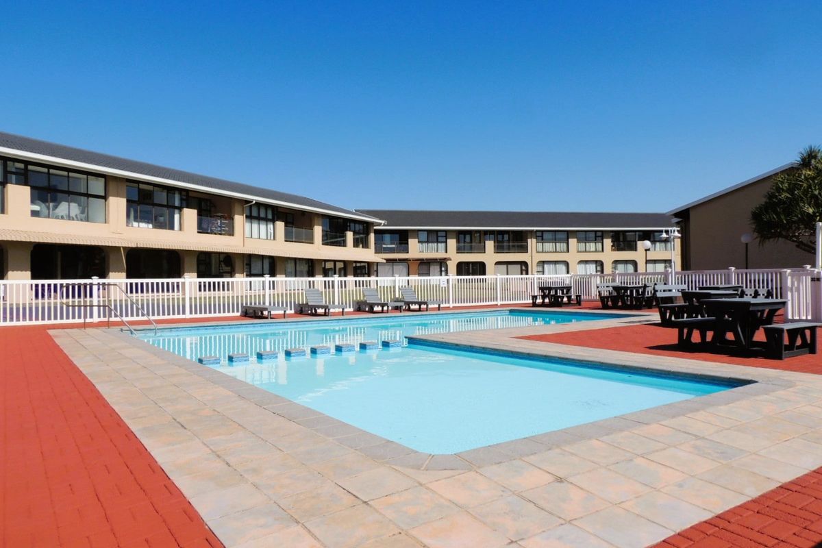 Apartment For Sale In Margate - Photo 2
