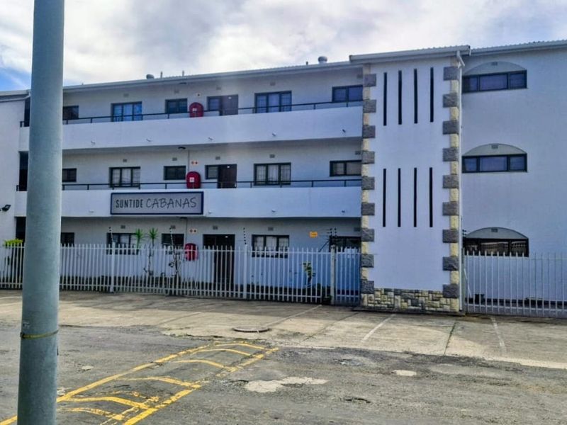 Apartment For Sale In Margate - Photo 2