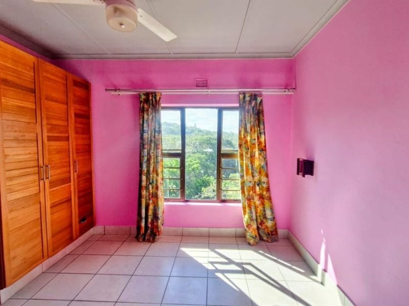 Apartment For Sale In Margate - Photo 8