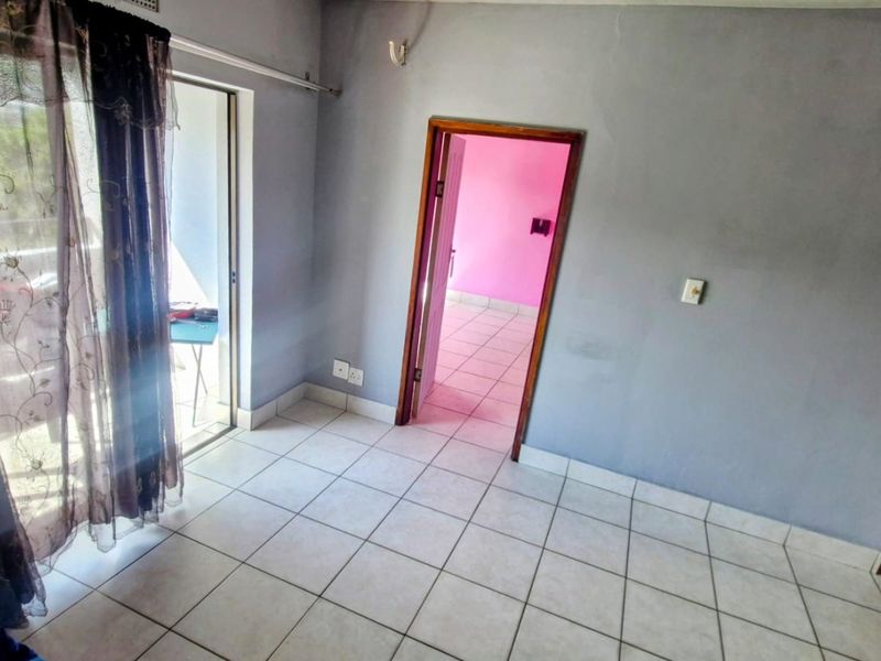 Apartment For Sale In Margate - Photo 7