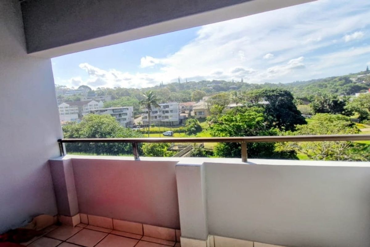 Apartment For Sale In Margate - Photo 5