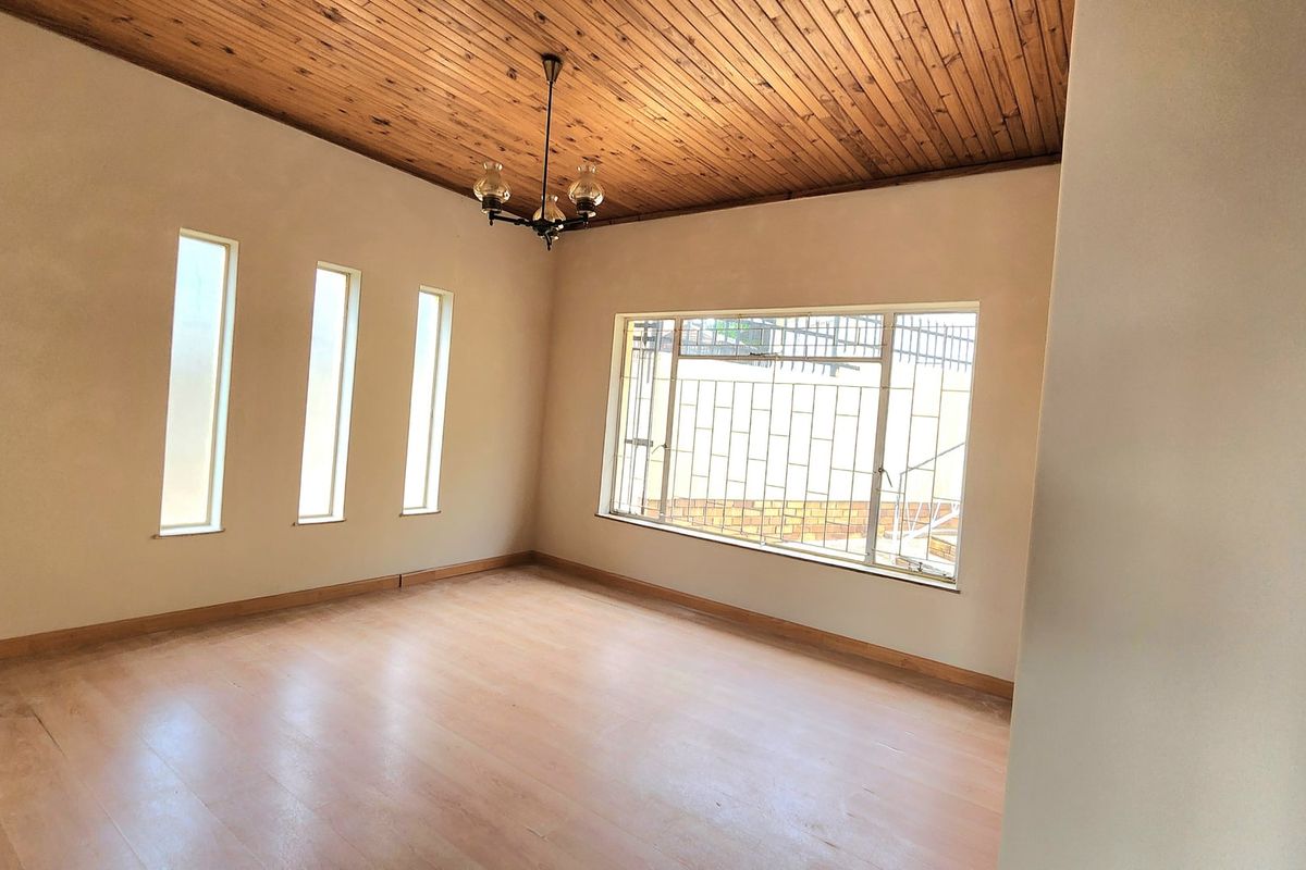 House For Sale In Pretoria - Photo 3