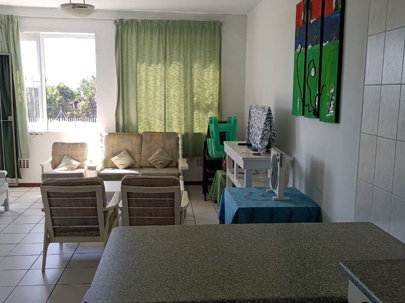 Apartment For Sale In Margate - Photo 8