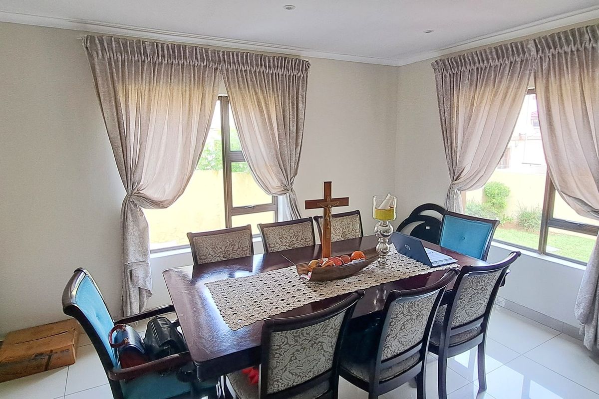 House Sold In Midrand - Photo 4