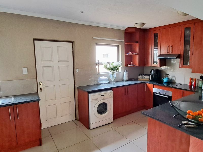 House Sold In Midrand - Photo 2