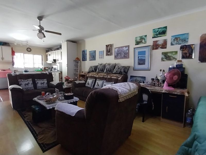 Apartment For Sale In Margate - Photo 8