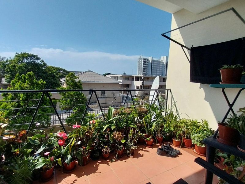 Apartment For Sale In Margate - Photo 3