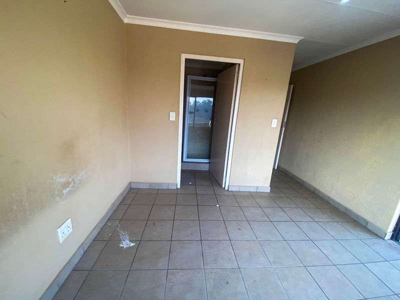 Apartment For Sale In Margate - Photo 10