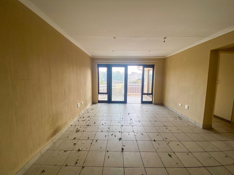Apartment For Sale In Margate - Photo 6