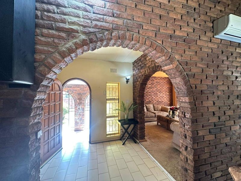House For Sale In Boksburg - Photo 3