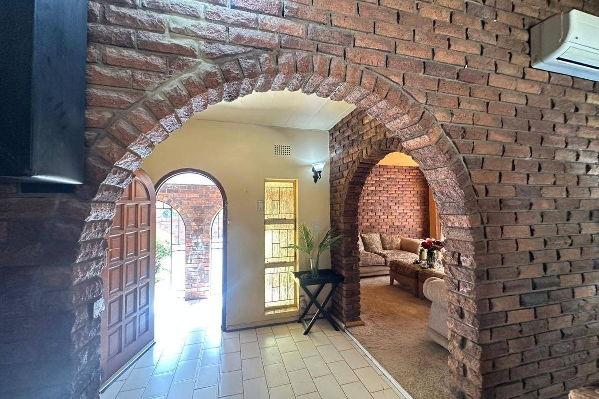 House For Sale In Boksburg - Photo 3