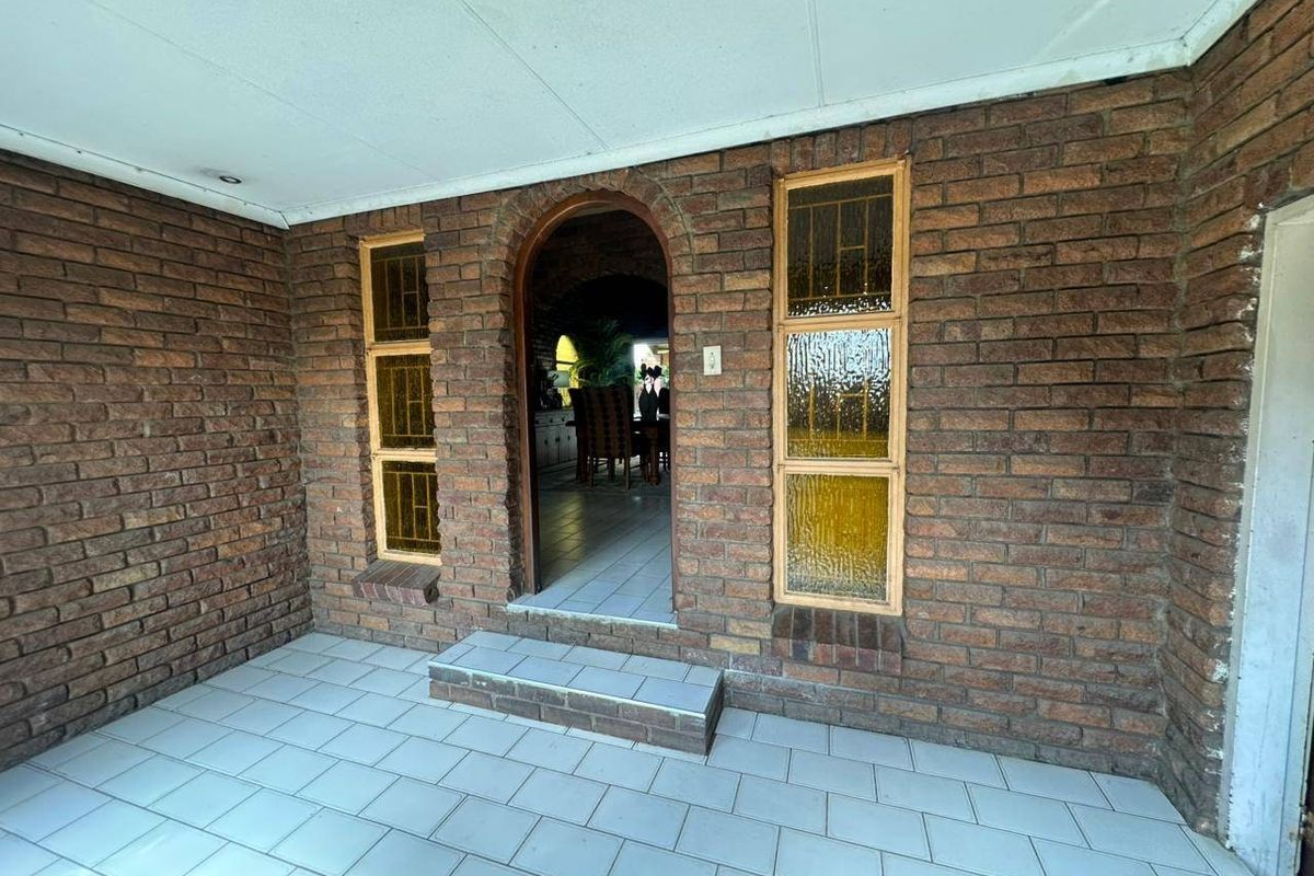 House For Sale In Boksburg - Photo 2