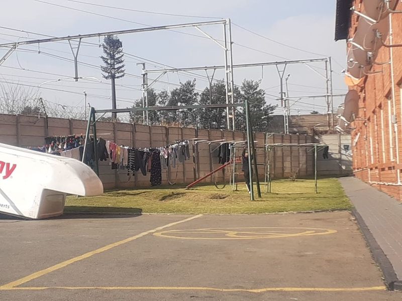 Apartment For Sale In Roodepoort - Photo 9