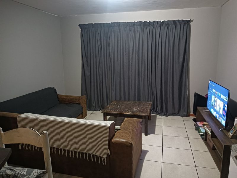 Townhouse For Sale In Eersterivier - Photo 6
