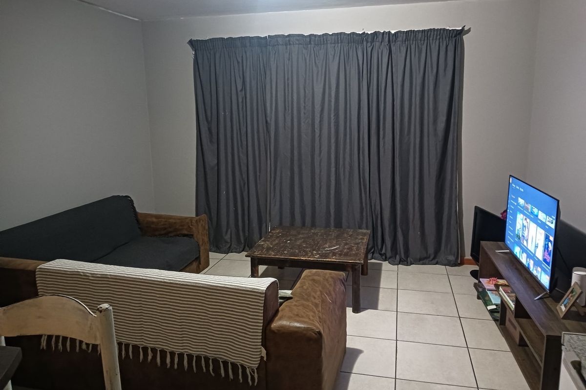 Townhouse For Sale In Eersterivier - Photo 5